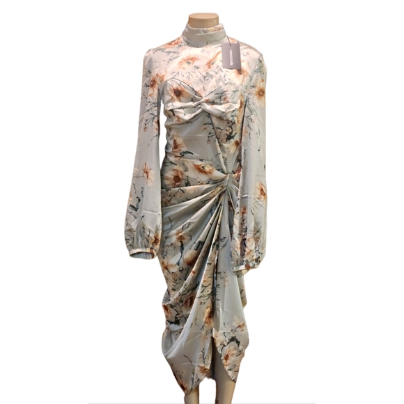 PrettyLittleThing | Dresses | Prettylittlething Sage Green Floral Twist  Bust Draped Midi Dress Plt Dress | Poshmark